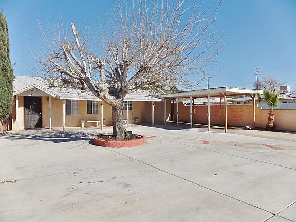 5th image of 44828 Redwood Ave