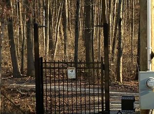 5658 N Craney Rd, Loogootee, IN 47553