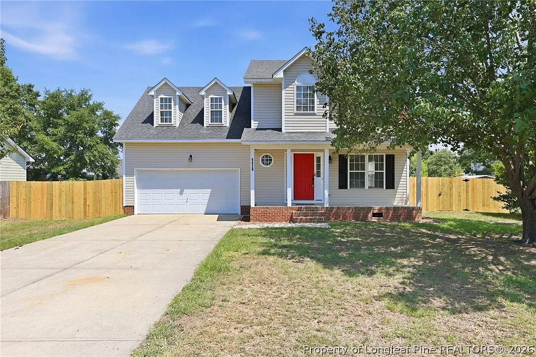 3 bed, 2.5 bath, 1742 sqft, $1,850 — Photo 1