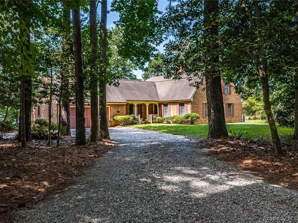 268 Woodbrook Dr, Lancaster, VA 22503