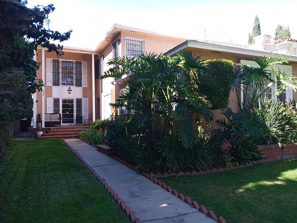 1st image of 437 S Oakhurst Dr #437