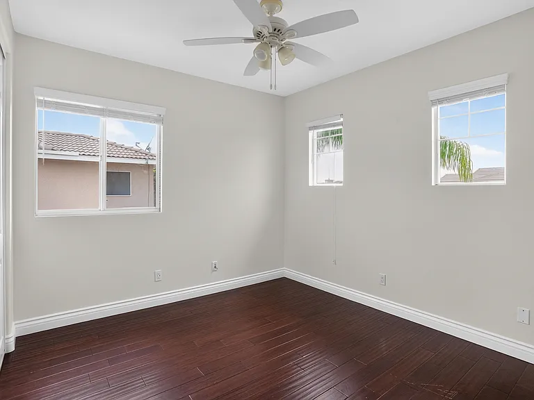 692 Bundy Way — Photo 21