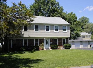 55 Pennsylvania Ave, Montvale, NJ 07645