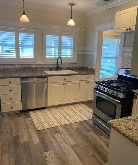 707 S Bungalow Ter — Photo 13