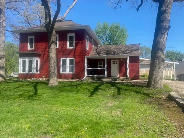 321 2nd St S, Coggon, IA 52218