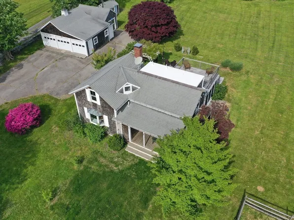 460 W Main Rd, Little Compton, RI 02837