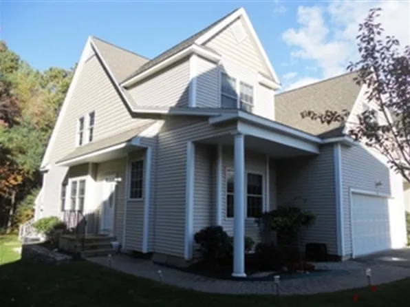 24 Dante Ave, Franklin, MA 02038