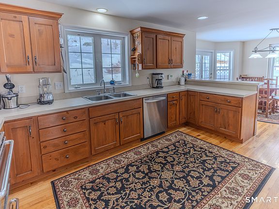 5th image of 85 McVeagh Road