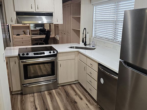 5th image of 2877 E Crooked Lake Dr #1