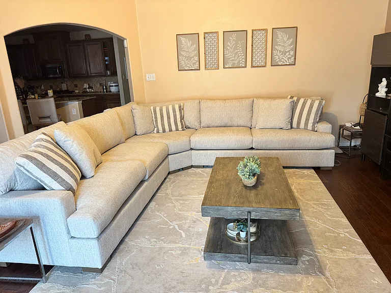 1617 Sul Ross Dr — Photo 2