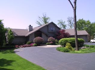 21385 W State Route 60, Mundelein, IL 60060