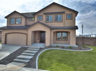 5907 W 41st Ave, Kennewick, WA 99336