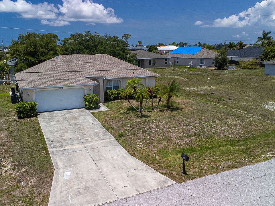 1st image of 300 NW 18th Ave