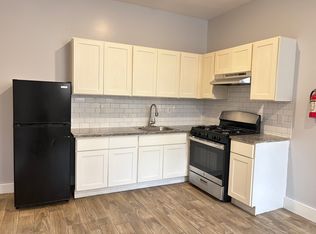 233 Martin Luther King Dr #1R, Jersey City, NJ 07305