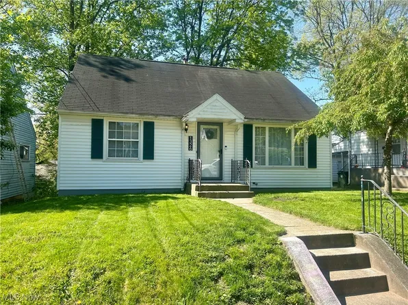 1326 26th St NE, Canton, OH 44714