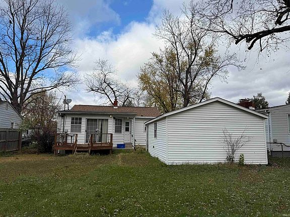 4th image of 1713 Cass Ave