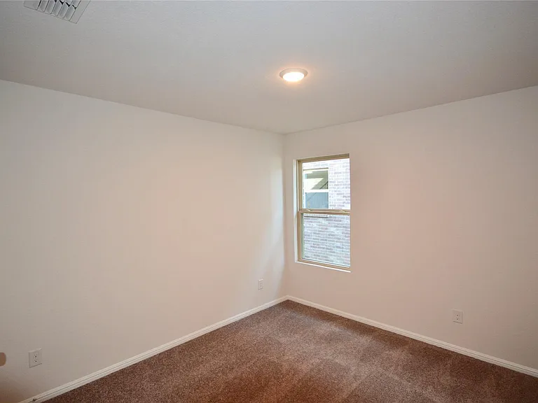 6122 Heron Dr — Photo 11