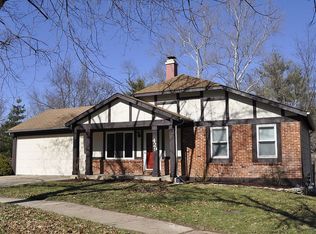 429 Woodland Hill Ct, Ballwin, MO