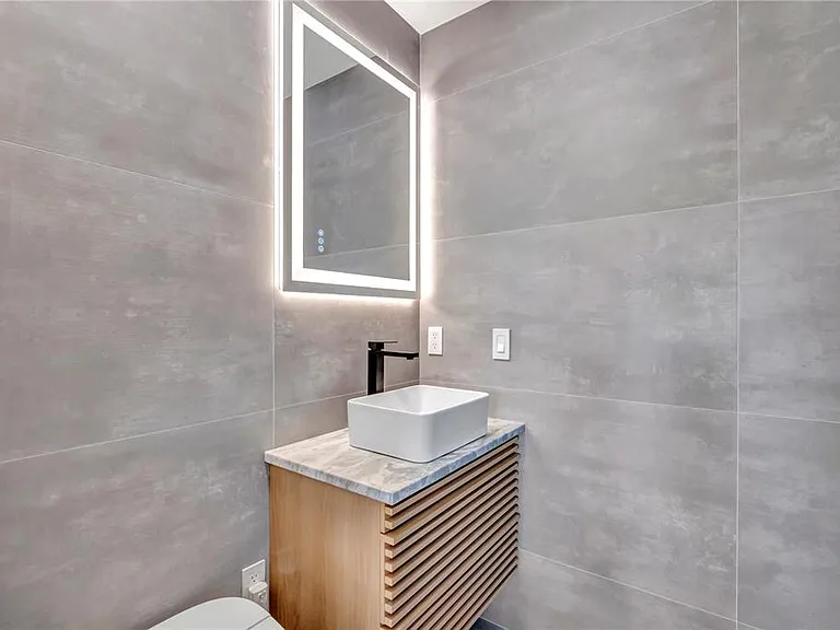 15180 Lyneburg Ave — Photo 10