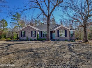 391 Pine Village Dr, Rocky Point, NC 28457