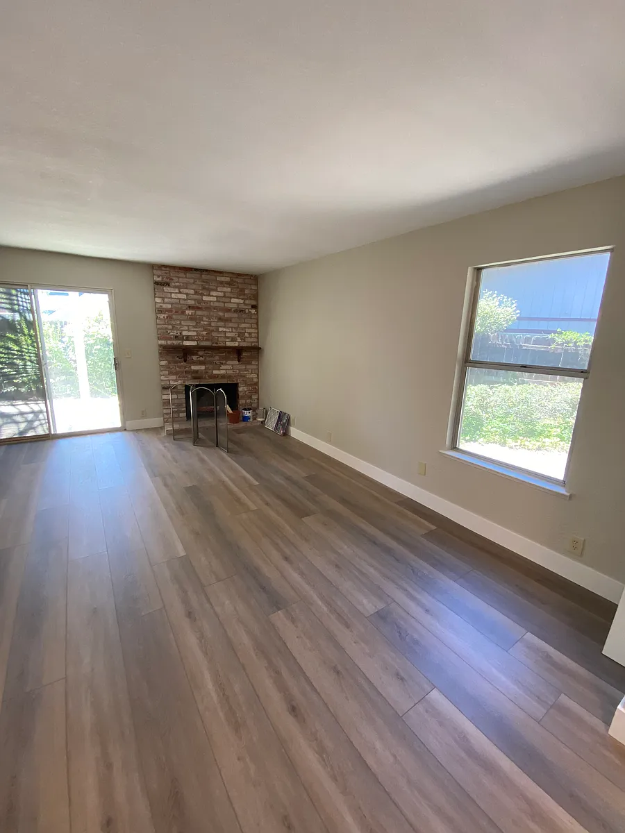 Building Photo - 1137 Ravine View Dr