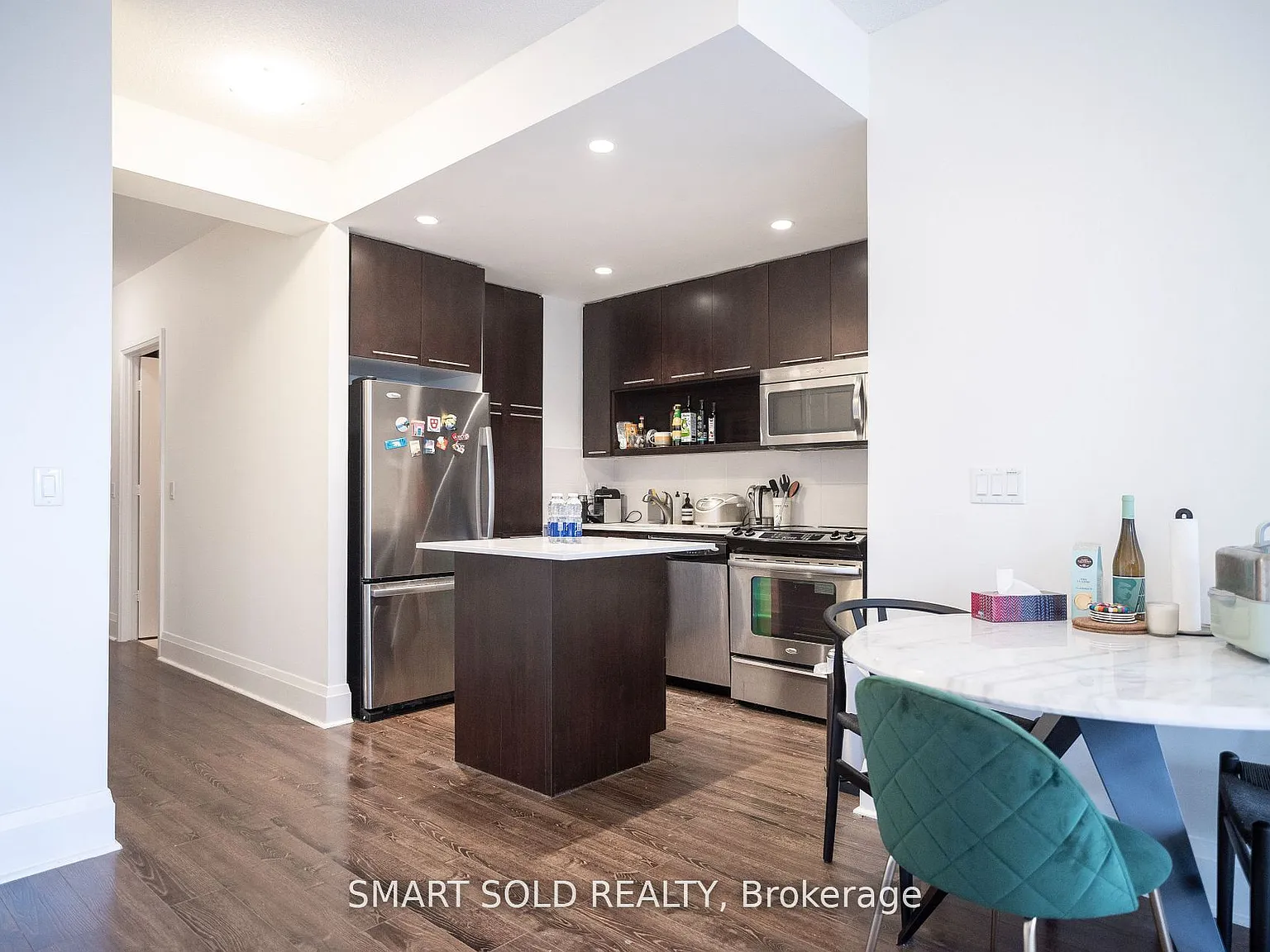 2 bed, $3,100 — Photo 4