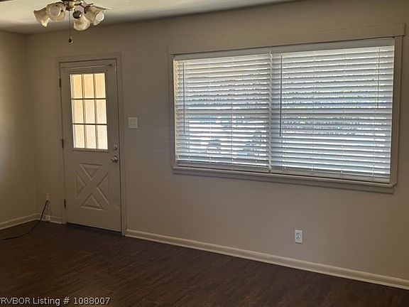 4th image of 6808 S 9th St