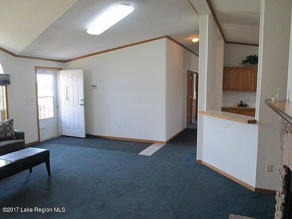 3rd image of 120 527th Ave