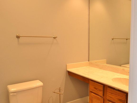 5th image of 611 N Park Ave APT 410