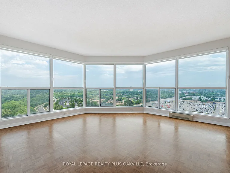 2177 Burnhamthorpe Rd W #1810 — Photo 5