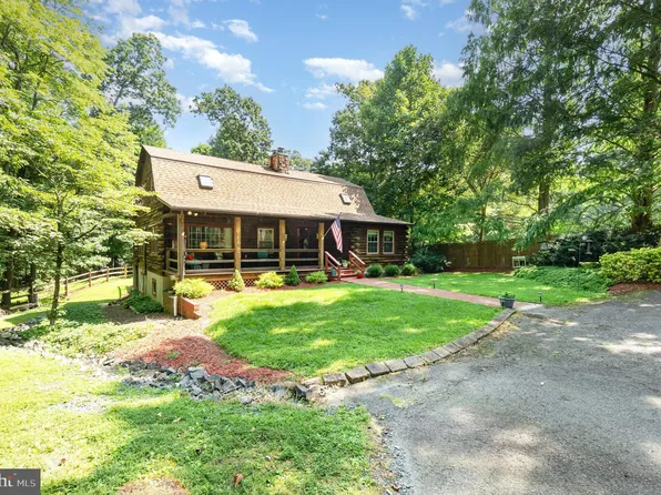 71 Crestwood Dr, Elkton, MD 21921