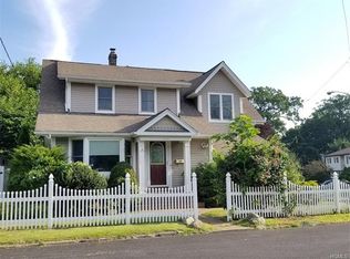 20 Harrison St, Garnerville, NY 10923
