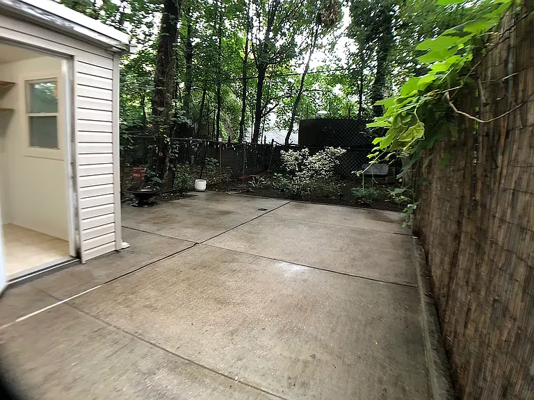 1547 Pacific St #1 — Photo 12
