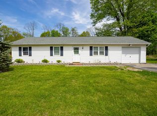 21 Hawk Ln, Poughkeepsie, NY 12601