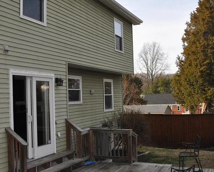9705 Glen Ave — Photo 15