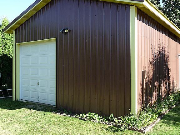 18x24' shop/garage 2010