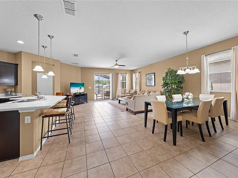 4704 Ruby Red Ln — Photo 21