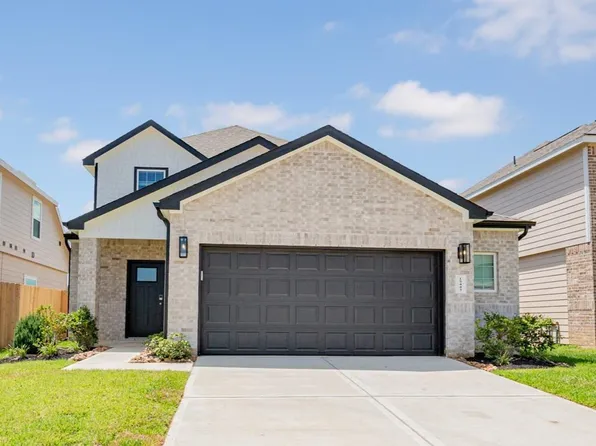 15443 Woody Haven Dr, Conroe, TX 77302