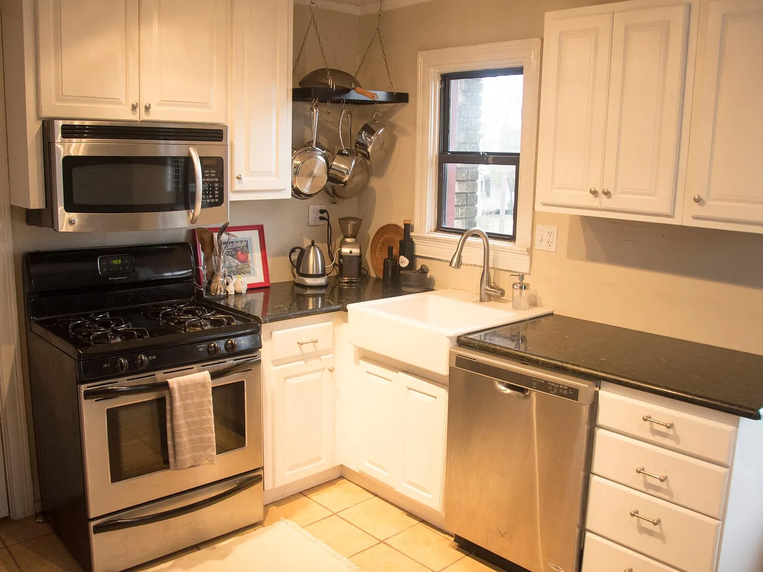 1 bed, 750 sqft, $1,525 — Photo 3