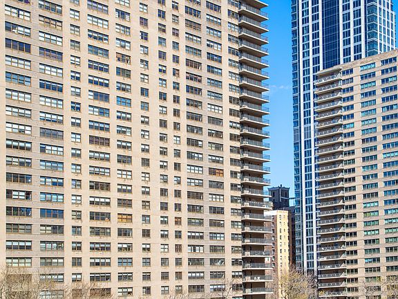 5th image of 165 W End Ave APT 6L
