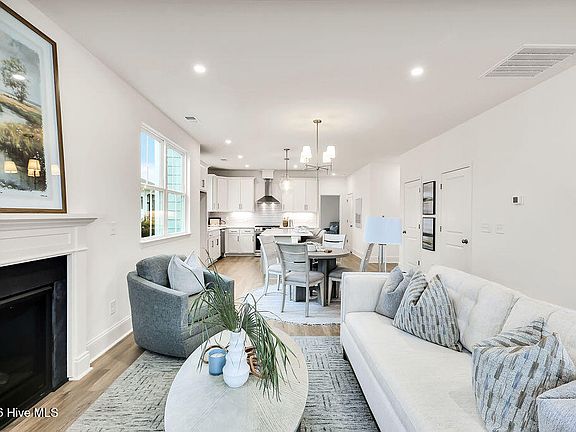 5th image of 5209 Moonshell Loop