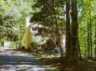 70 Willow Way, Chapel Hill, NC 27516