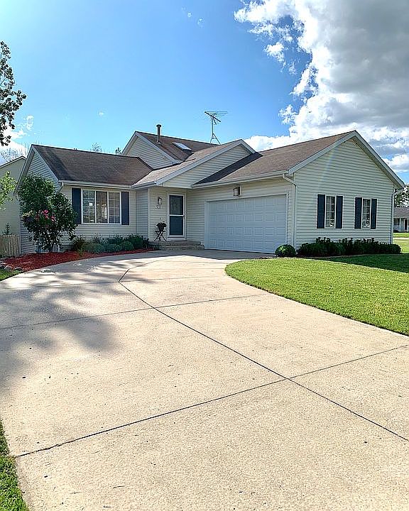 1st image of 931 Bryanwood Ct