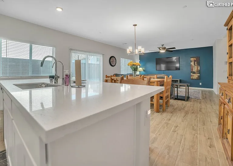 1602 Dakota Group Ave — Photo 4