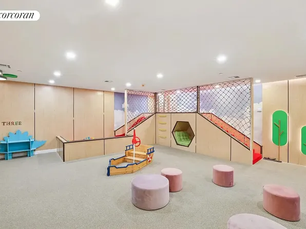 428 East 9th Street image 5 of 10