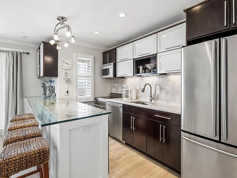 707 Old Montauk Hwy #B3 — Photo 5