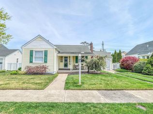 221 N Newark Ave, Ventnor, NJ 08406