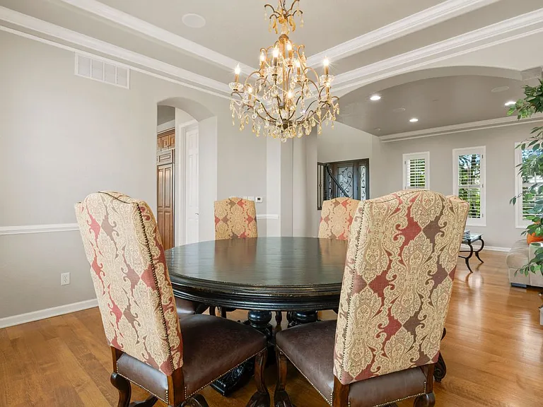 6258 Oxford Peak Ct — Photo 9
