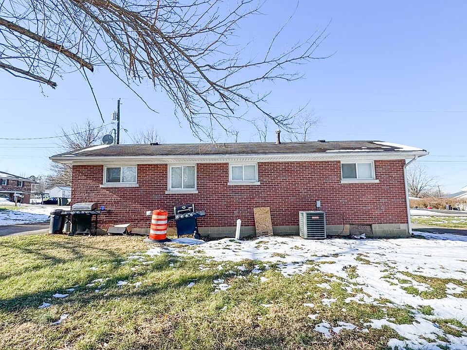 2nd image of 105 Druin St