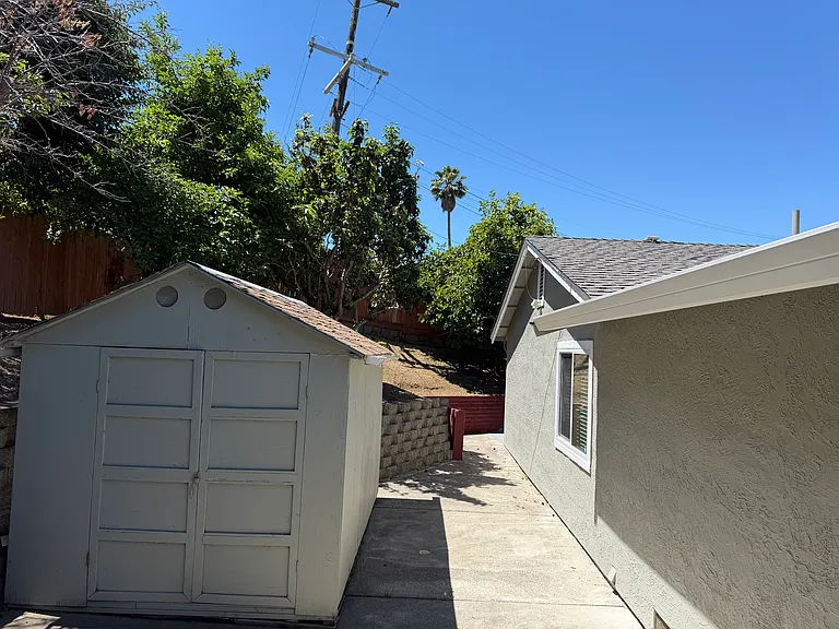 Pueblo Way — Photo 4